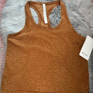 Lululemon 10 Swiftly Tech Racerback Tank 2.0 Race Copper Brown Bold Beige Logo